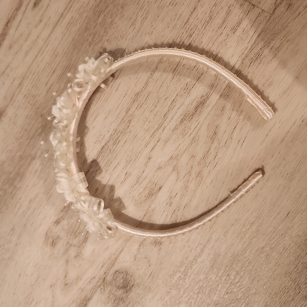 Flower Girl Headband - Picture 5 of 6